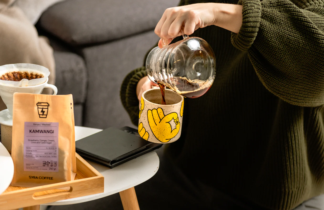 Minx x Syra Mug - Image 3